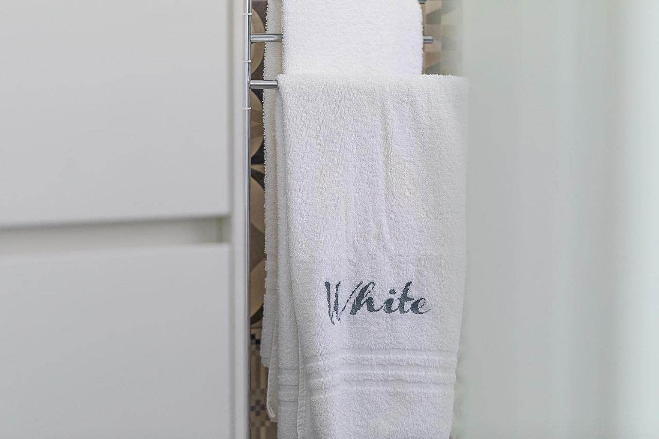 White Stylish Apartments 2 Vico Equense Exterior photo